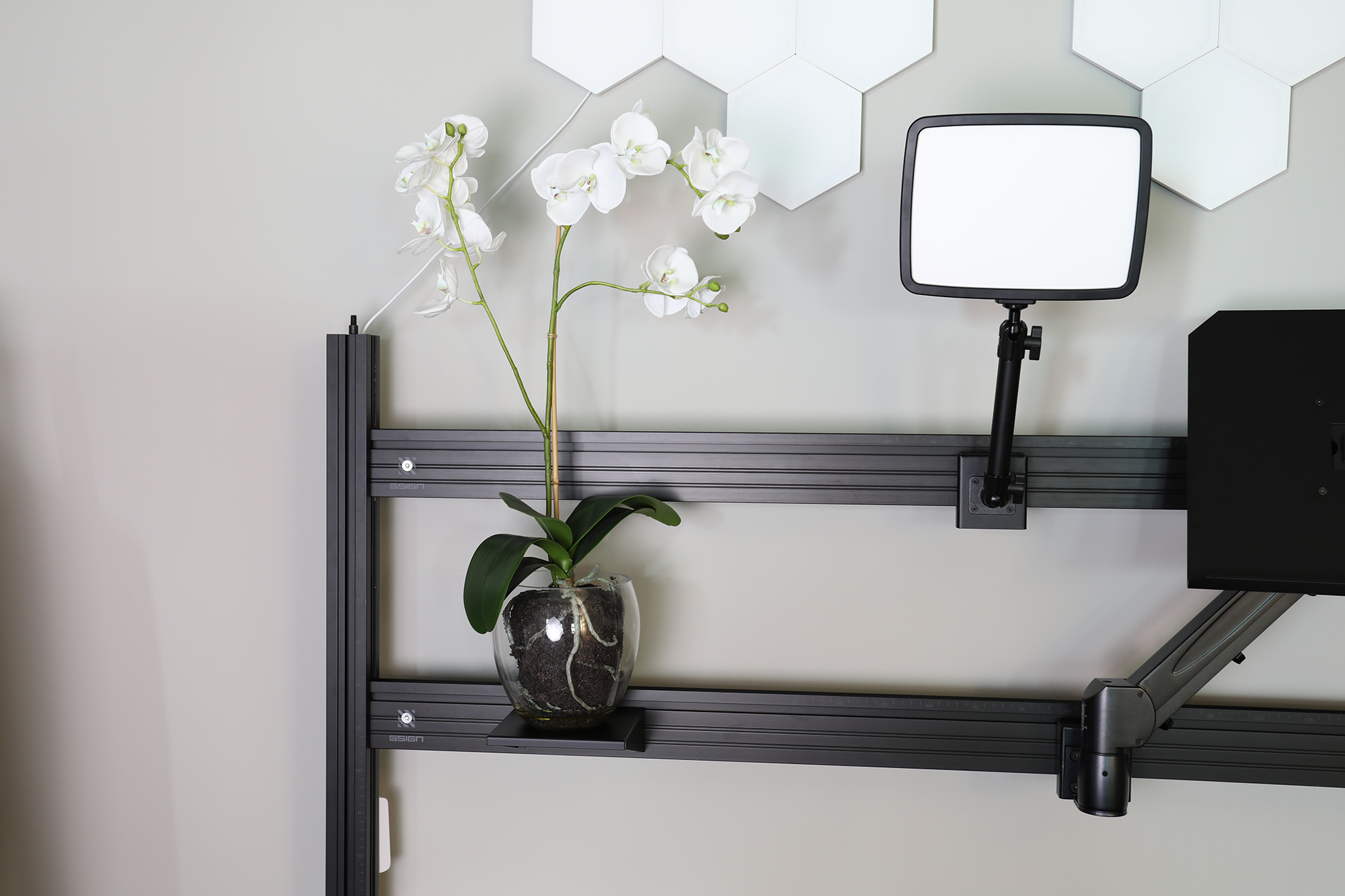 G: BAR SHELF SMALL